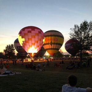 Meet your Posher, Rebecca.